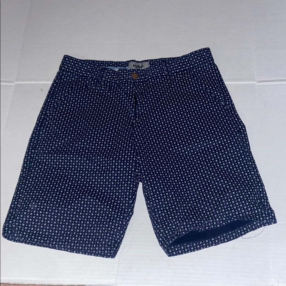 Rebel skull patterned Bermuda shorts men’s 32 Waist